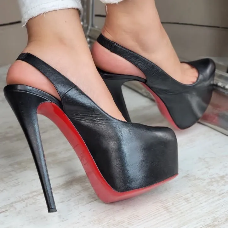 CHRISTIAN LOUBOUTIN DAFSLING HEELS EU 37.5/ UK 4.5