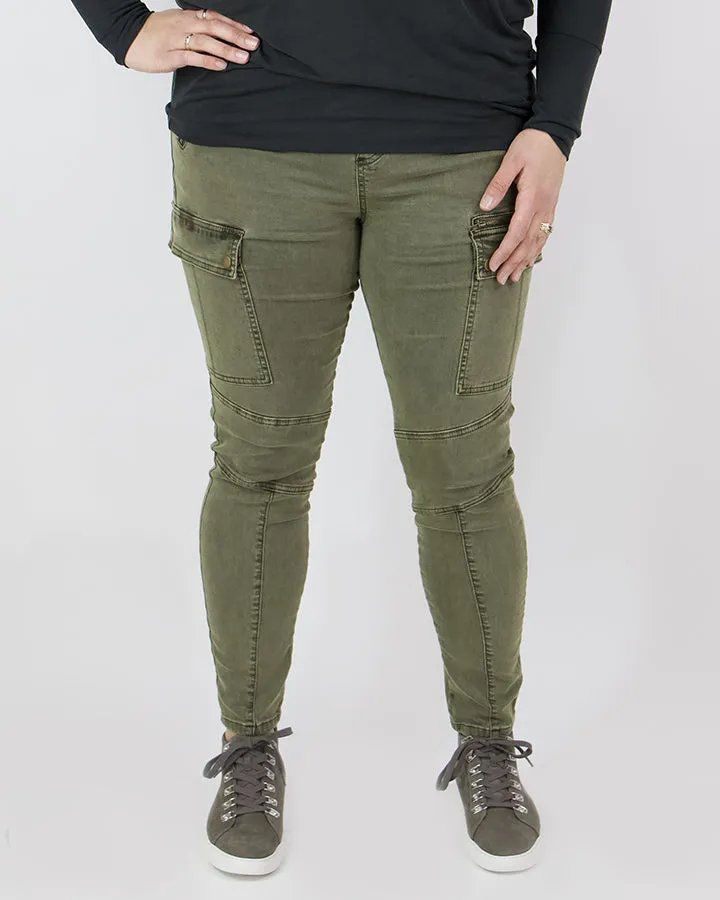 Grace & Lace Cargo Jeggings in Olive