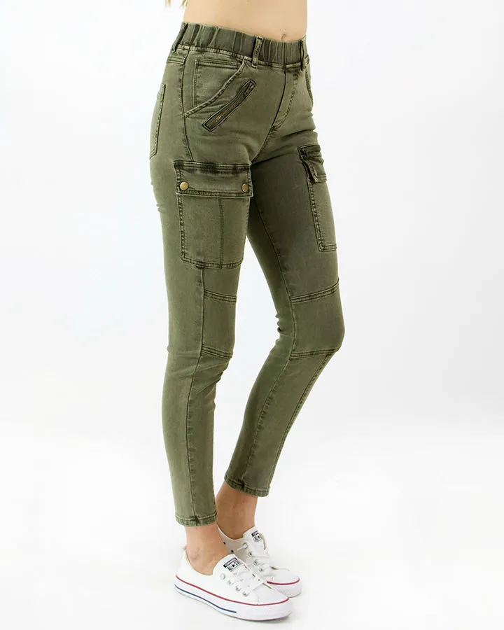 Grace & Lace Cargo Jeggings in Olive