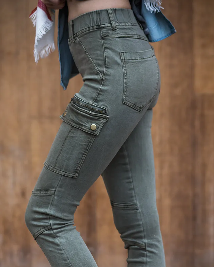 Grace & Lace Cargo Jeggings in Olive