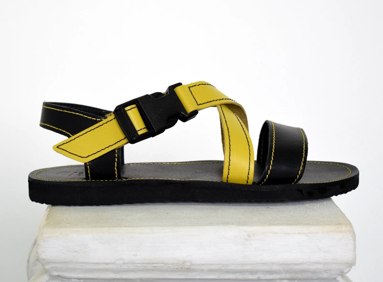 Men's shoes handmade with genuine leather.