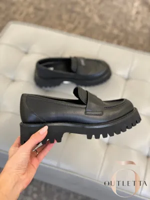 Women's Gibbous Slip-On Lug Loafer Flats - Black