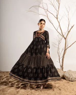 Women's Rayon Black Flared/Tiered Gown